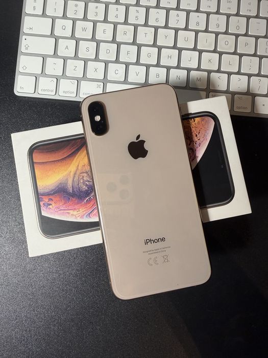 iPhone Xs 64GB Gold