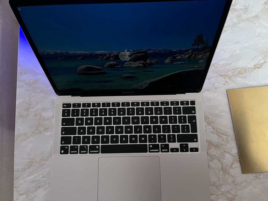 MacBook Air M1 2020 13,3"
