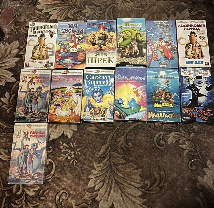 Мультики на відеокасетах (VHS)