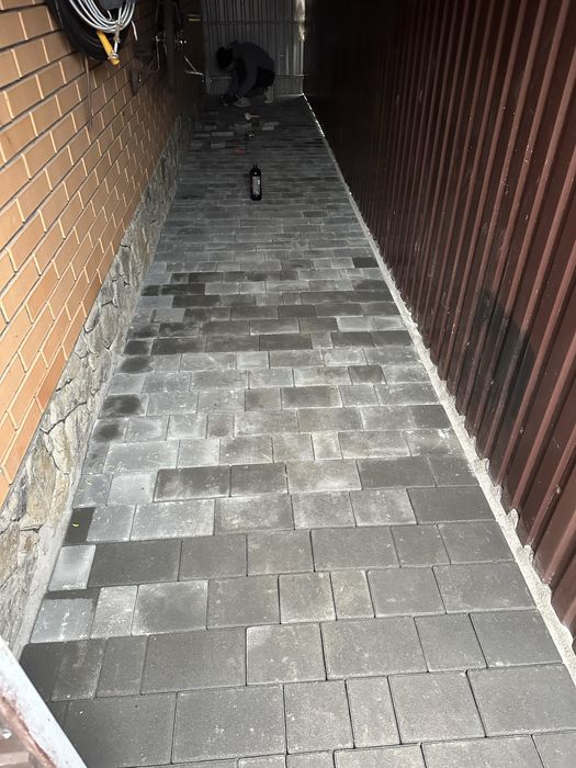 Укладання тратуарної плитки