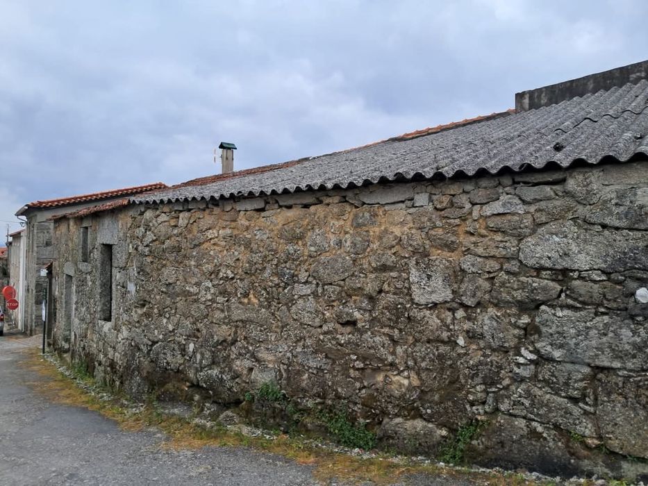 Casa Antiga para reabilitação