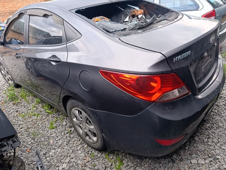 Продам Акцент Хюндай.Після дтп.HYUNDAI ACCENT