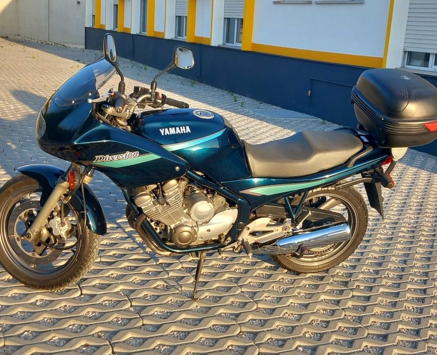 Yamaha XJ600S Diversion 1997
