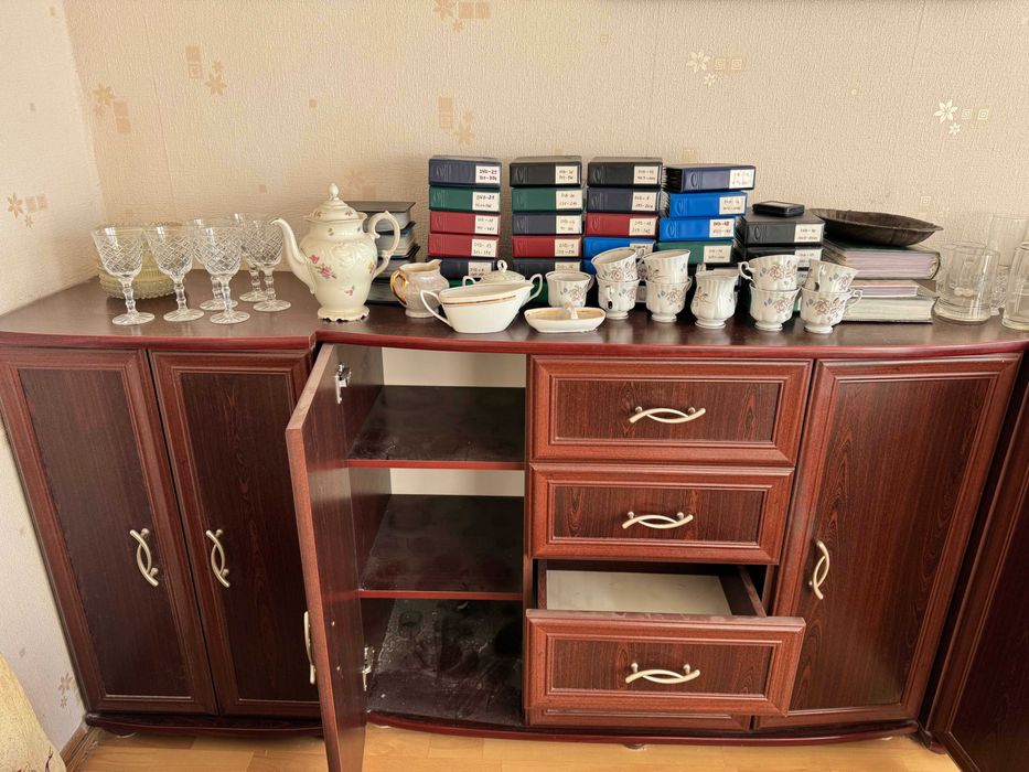 Komoda z barkiem + ława podnoszona