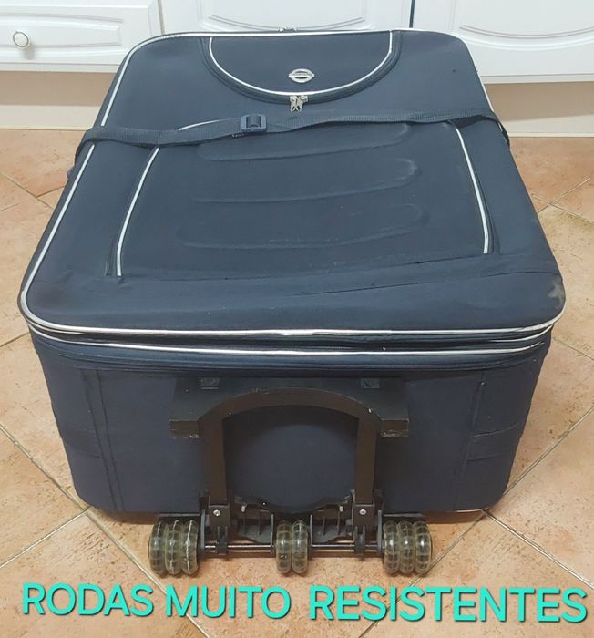 MALA DE VIAGEM GRANDE DE PORÃO. Casa,Quarto,Arrumação,Sala,Mudanças.