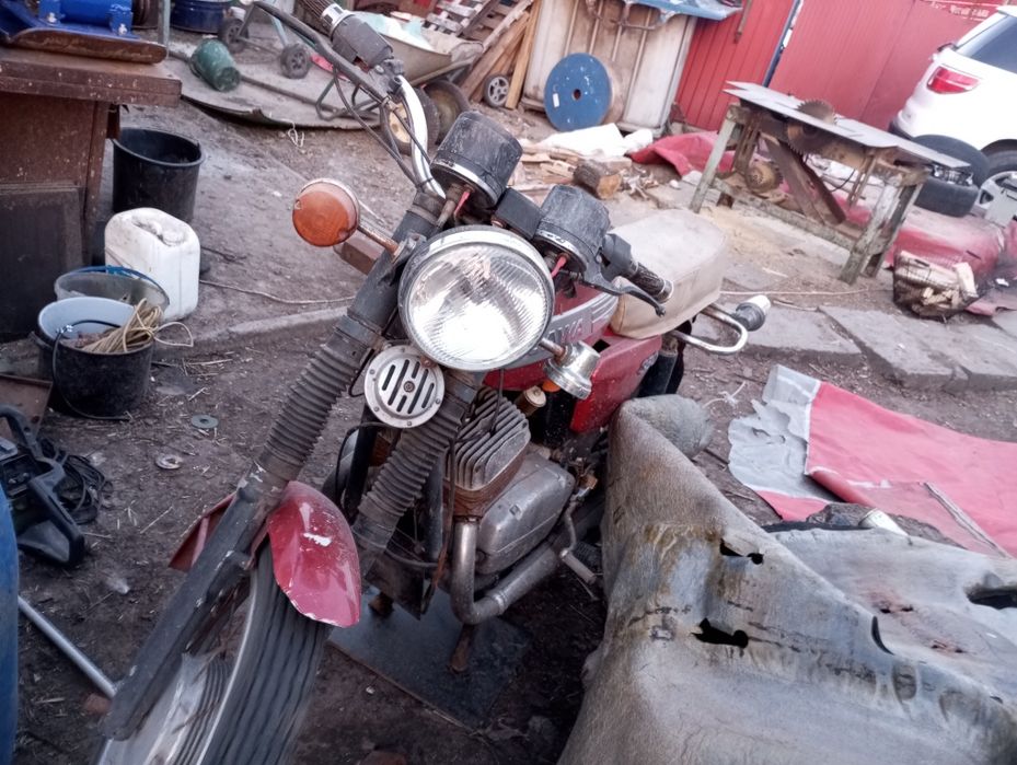 Продам Яву 350 торг