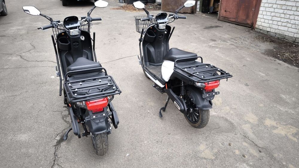Електроскутер E-Bike ZX1500DA на 140км