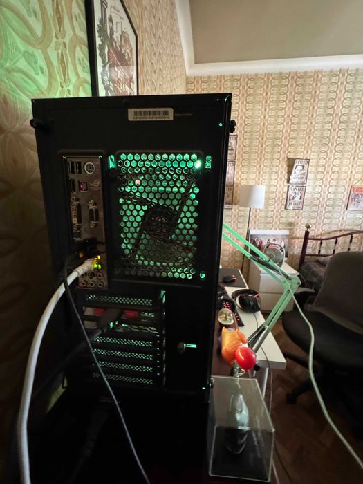 PC Gaming i7-4790 3.60 GHz Radeon RX 580 Series