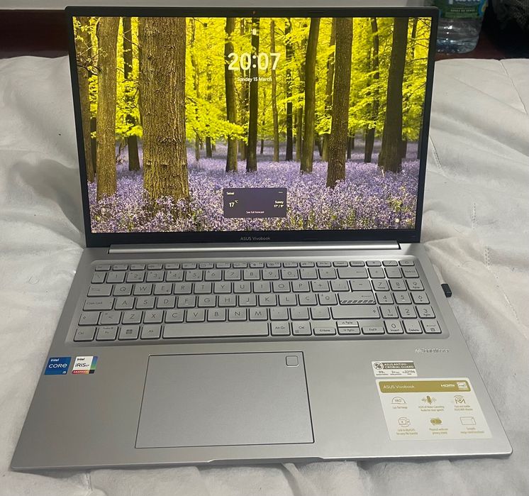 Asus vivobook 15