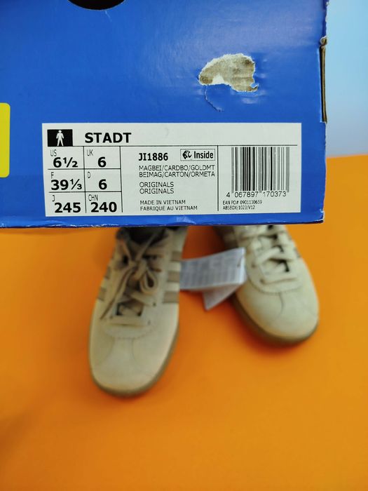 Buty Adidas Stadt