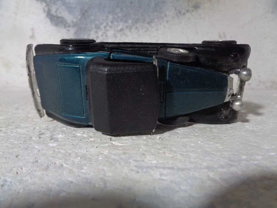 1:43 Viatura antiga 1931