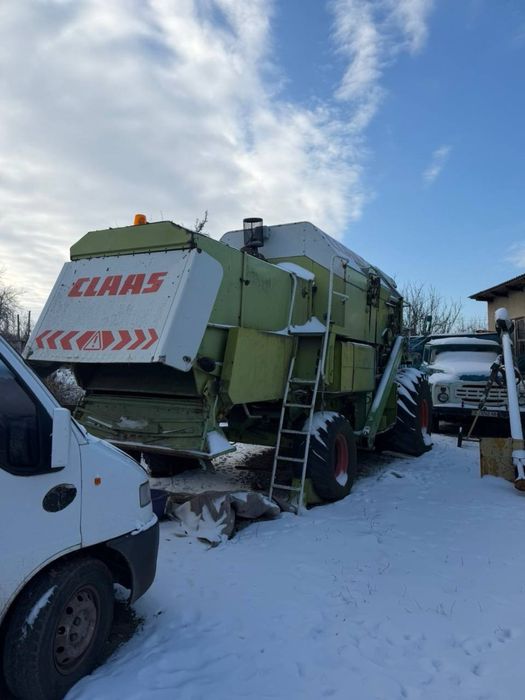комбайн клаас домінанатор