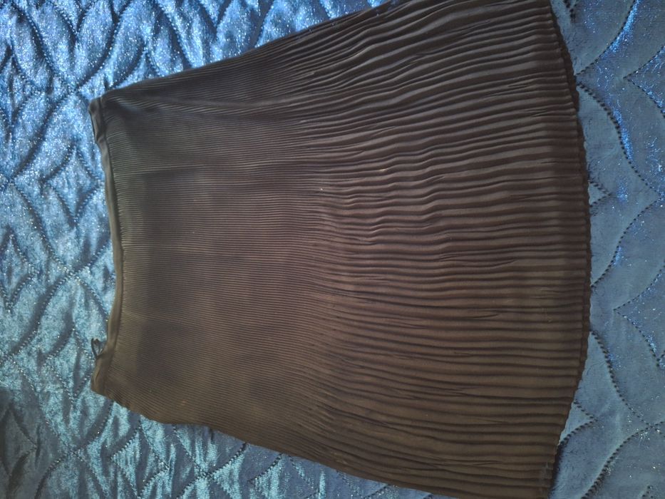 Vestido e saia M pouco uso