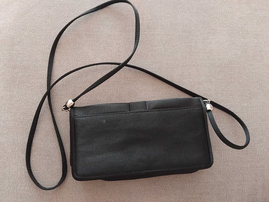 Czarna torebka Omely