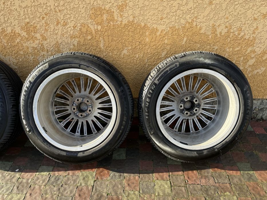 Комплект дисків з шинами літо Audi A6 C8 R18 5x112