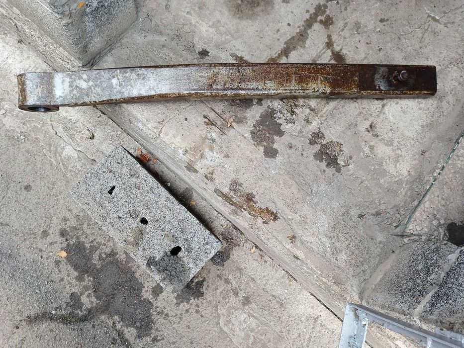 ресора Рено Мидлайнер Renault Midliner