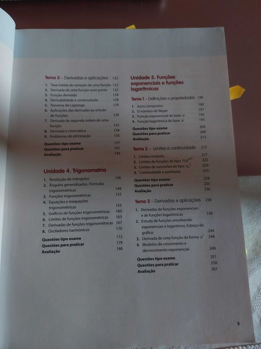 Livro "Preparação para o exame de Matemática A" - 2018