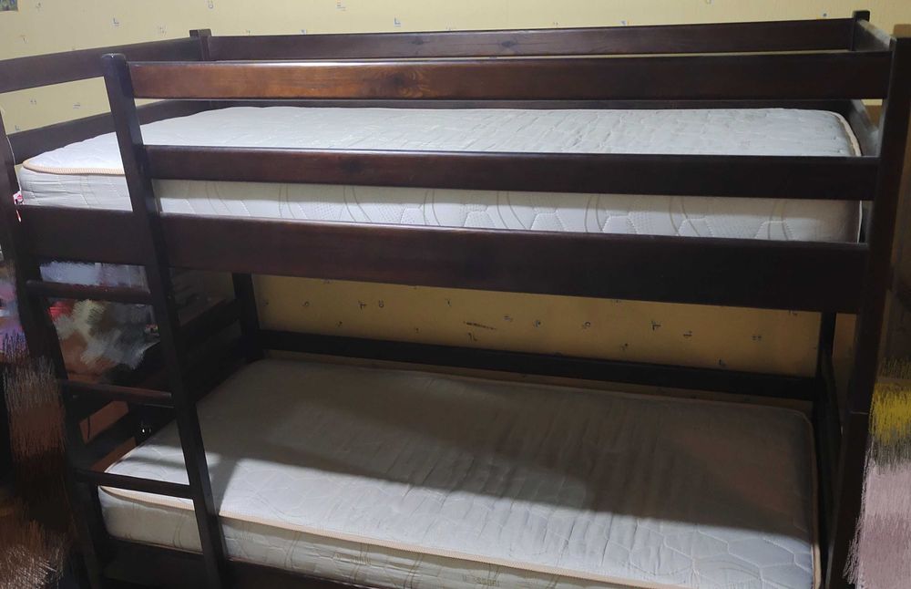 Ліжко двоповерхове дитяче