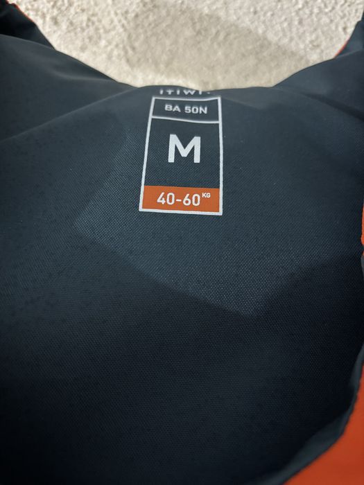 Colete salva vidas tamanho M  novo