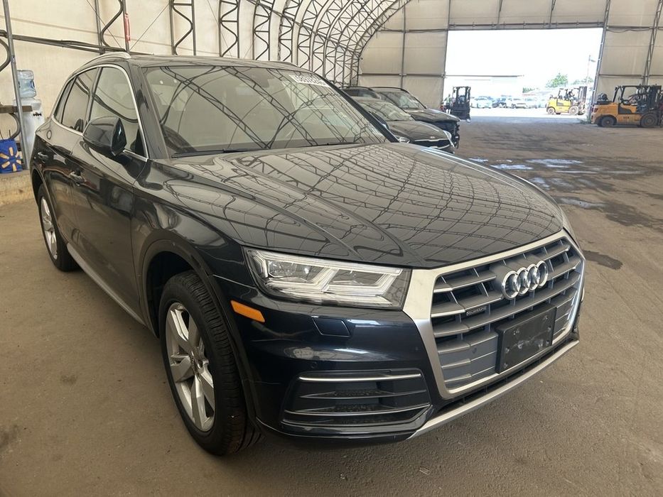 AUDI Q5 2.0 tfsi quattro