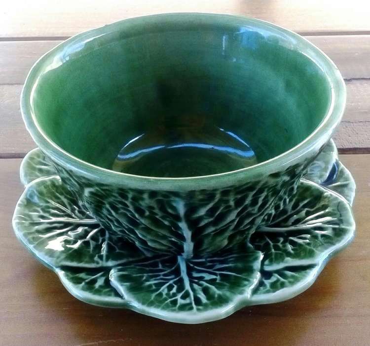 Conjunto tigela e pires loiça das Caldas