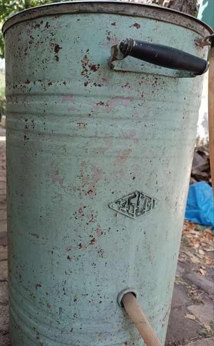 Продам советскую стиральную машину