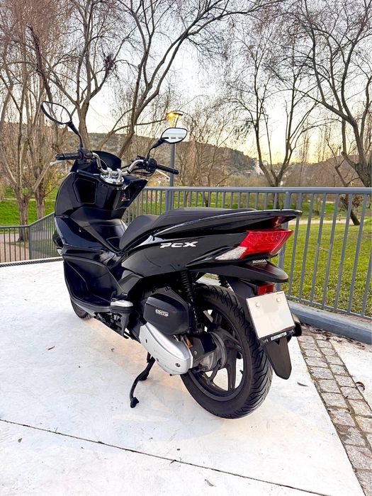 Honda PCX - ÓTIMO ESTADO