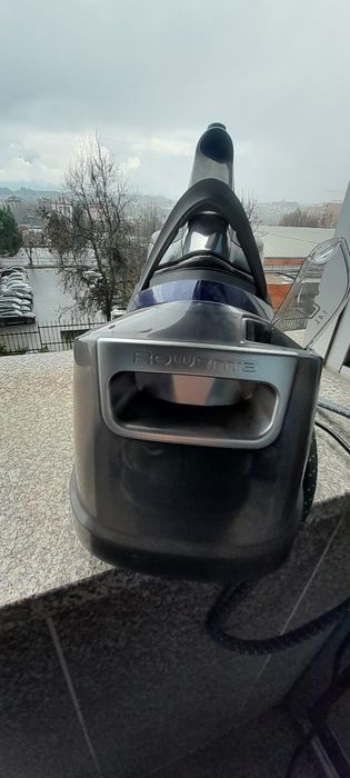 Ferro de engomar com Caldeira ROWENTA