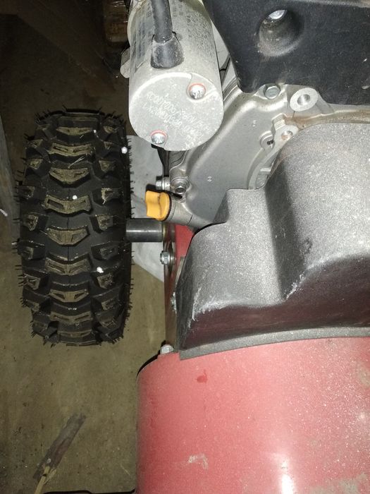 Odśnieżarka spalinowa Oleo-Mac ARTIK 62 ELD