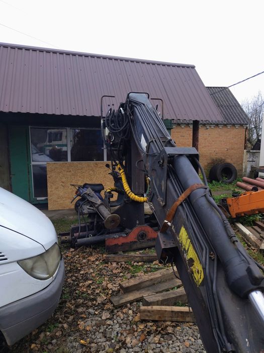 Кран маніпулятор лісовий джонсернт 1090