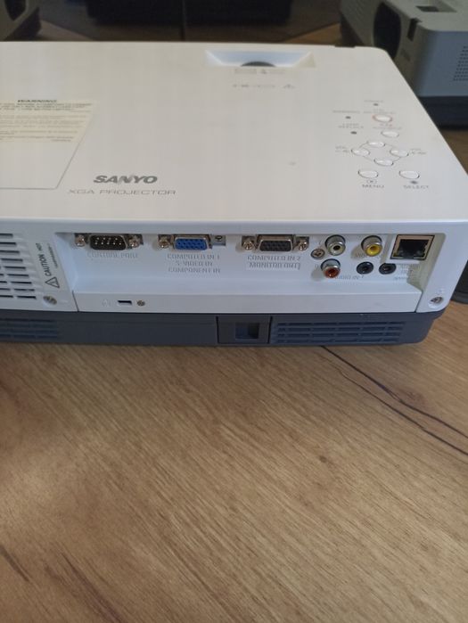 Projektor Sanyo PLC XD 2600