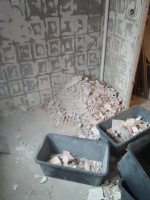 Opróżnianie mieszkań piwnic wywóz śmieci mebli gruzu sprzątanie