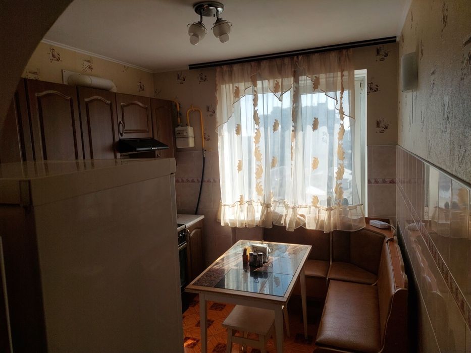Квартира подобово 1-кімнатна,в центрі