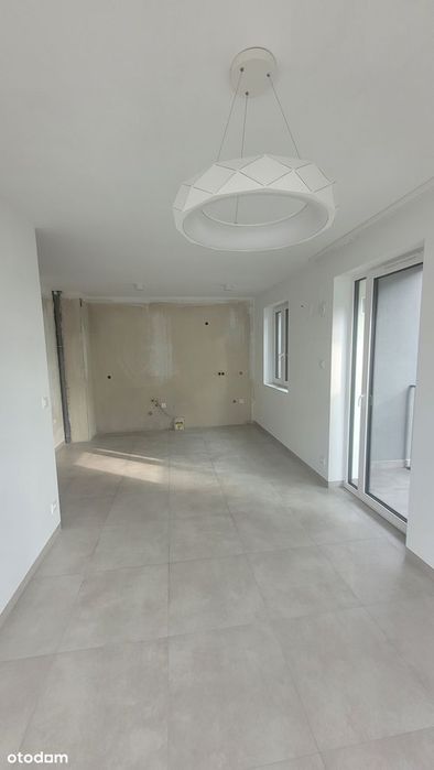 Przestronne 3-pokojowe mieszkanie z balkonem, bezczynszowe, w centrum