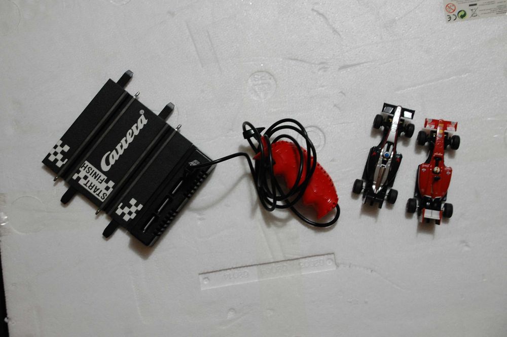 Vendo 3 pistas Carrera como novas