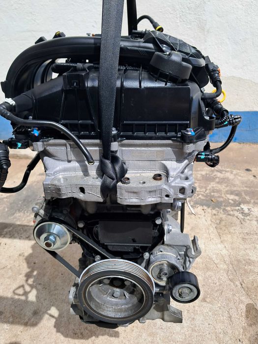 Motor 1.0 12V ZM01 ou ZMZ 1.0 VTI Puretech Peugeot 208 Citroen C3 DS3 2012-2020