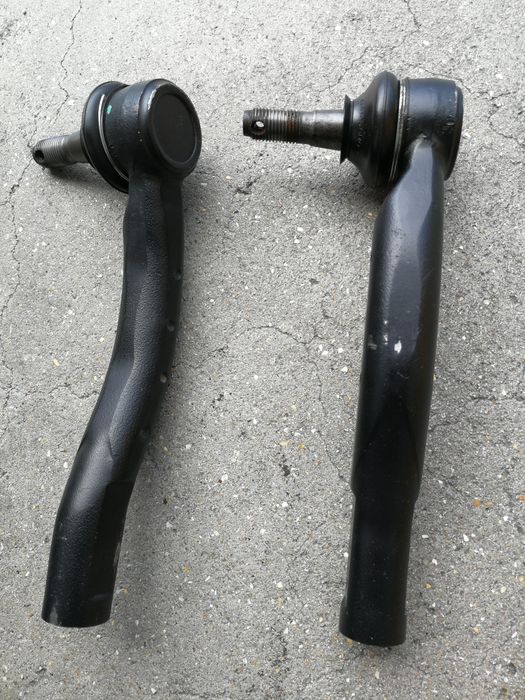 Ponteiras direção originais Toyota Yaris (como novas, portes grátis)