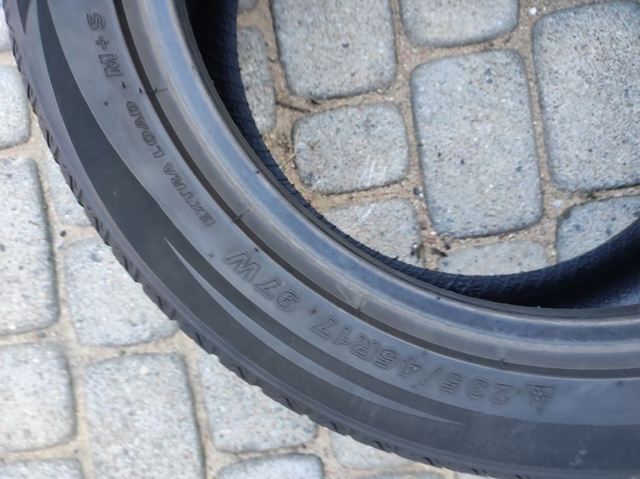 235.45.17 Dwie opony Wielosezonowe Goodride dot 2021