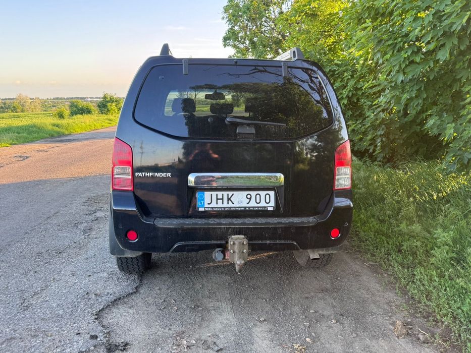 Nissan Pathfinder R51