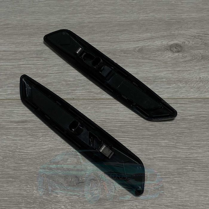 Динамические LED поворотники в крыло BMW F10 F11 Черный глянец