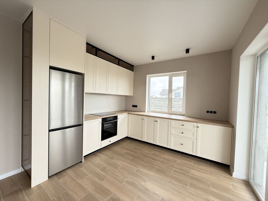 Продам одноповерховий будинок район Академічний