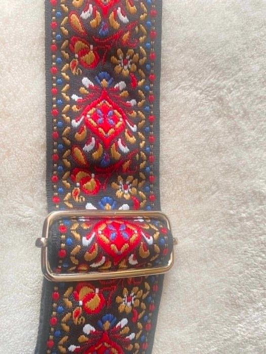 Pasek do gitary haftowany