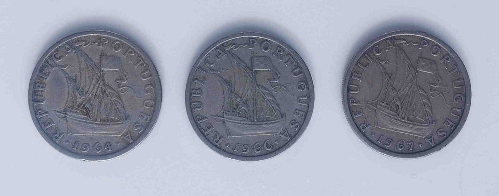 Moedas de 5 escudos (vários anos)