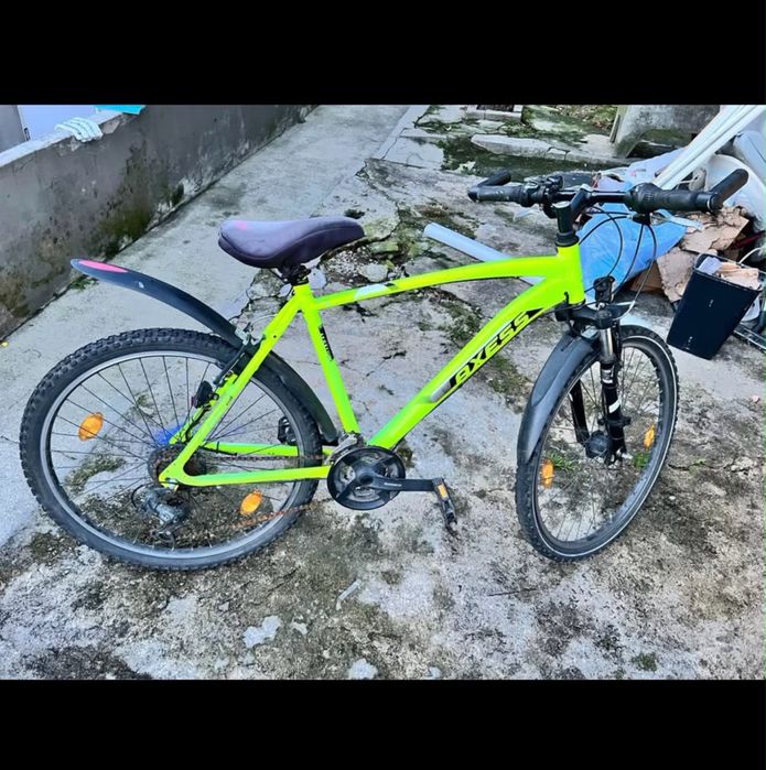 Bicicleta semi nova