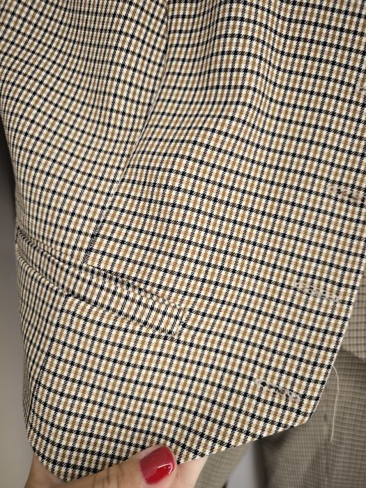 Garnitur w kratę z kamizelką