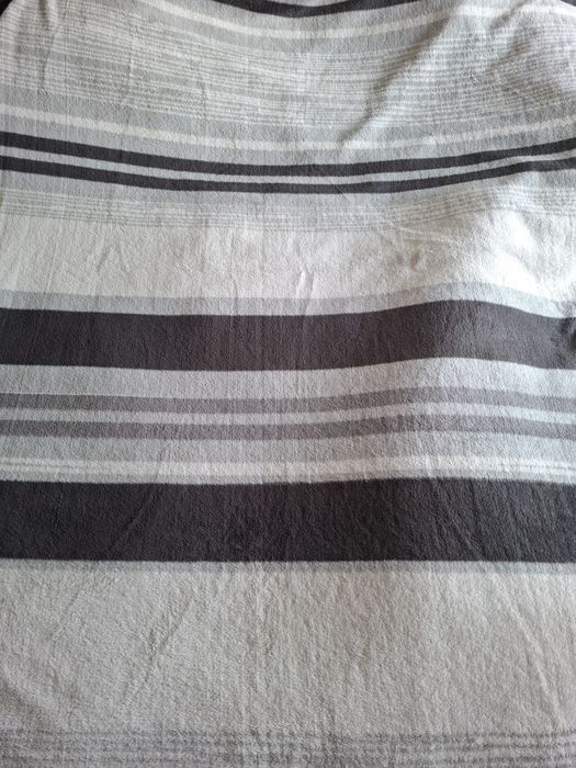 Koc ciepły szaro czarny