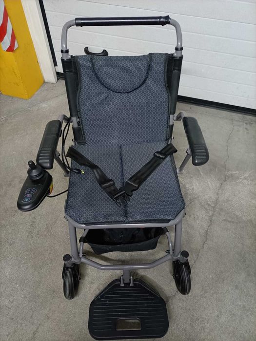 Cadeira de rodas Elétrica