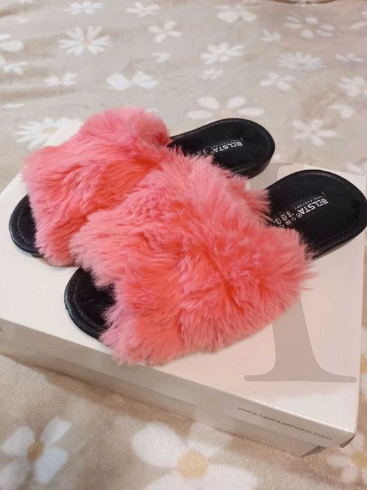 Damskie kapcie Nowe