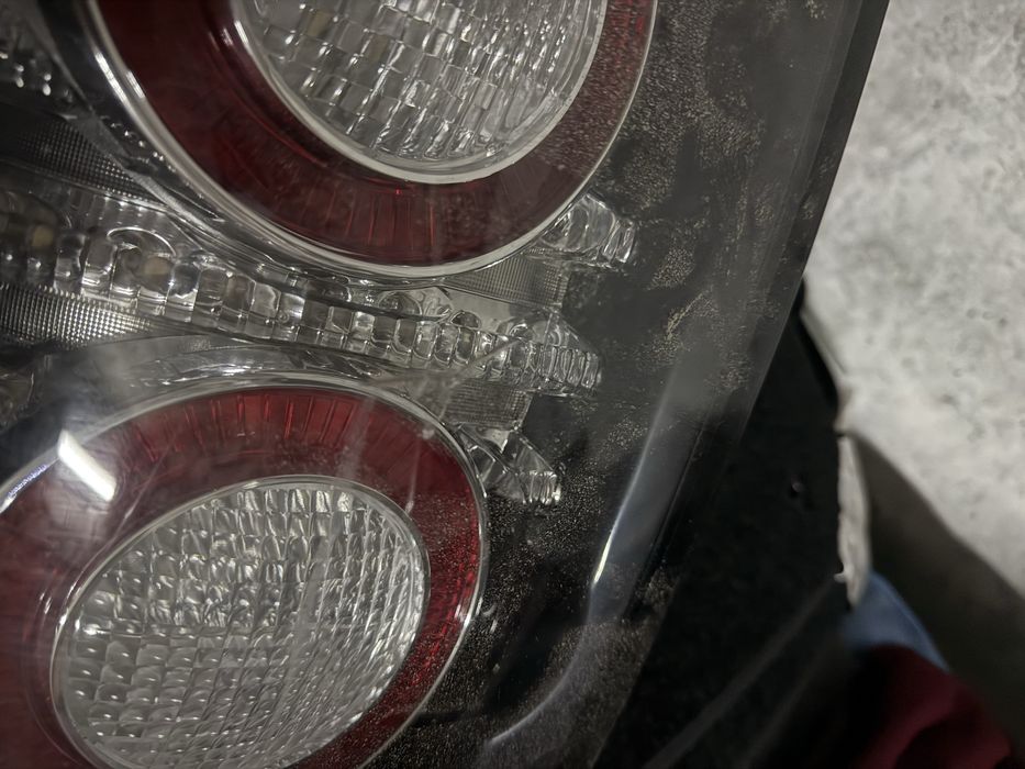 Задній лівий  ліхтар Range Rover