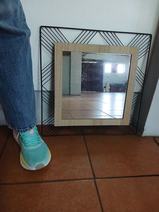 Espelho pequeno para decorar